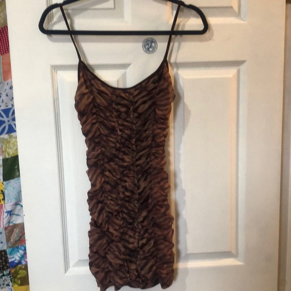 Urban Outfitters brown ruched mesh body con dress - Picture 3 of 5